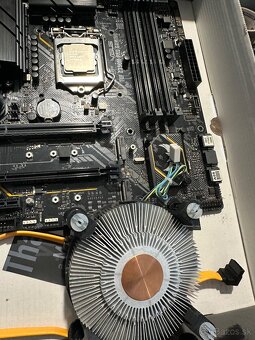 Intel i3-9100F - 2