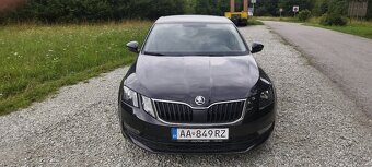 Škoda Octavia - 2