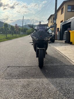 Yamaha r6 - 2