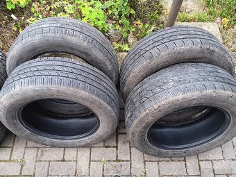 Predam 4x zimné pneu 235/60-17 - 2