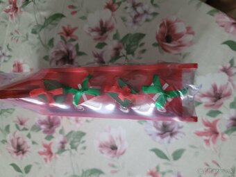 Adventny kalendar -
Santa na saniachSanta na saniach - 2