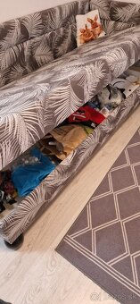 Čalunena posteľ - 2