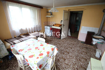 Znížená cena - pôvodný rodinný dom Dlhé nad Cirochou - 2