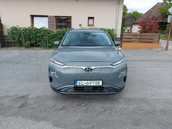 Hyundai Kona Electric 100, servisná kniha, záruka - 2