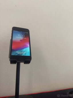 Apple iPhone 5S 16GB Space Gray - 2