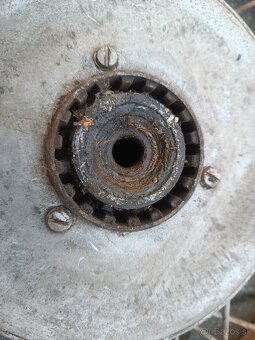 Jawa 250 350 kývačka zadné koleso - 2