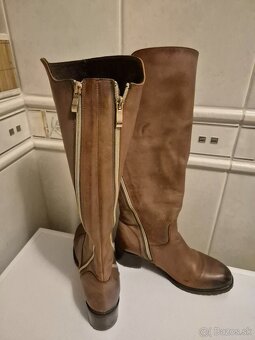 Predám dámske čižmy vel. 40 - 2