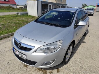 Opel Astra j 1,7cdti - 2