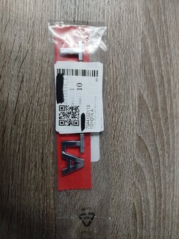 Originalny znak Toyota na zadnu kapotu / piate dvere - 2