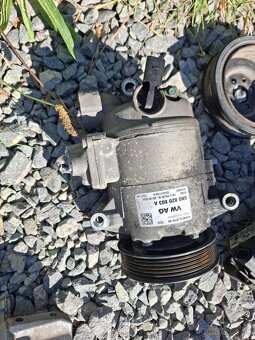 vačky + rám vačiek motor CR - CBAB - 2