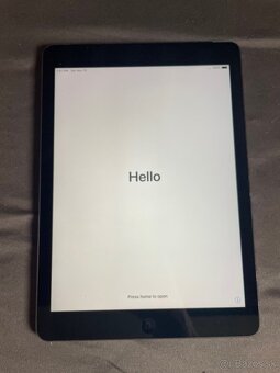 iPad Air 1. generácia – 32 GB, Cellular (4G) - 2