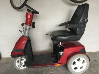 ELEKTRICKÁ INVALIDNÁ TROJKOLKA - 2