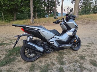 Honda ADV 350 - 2