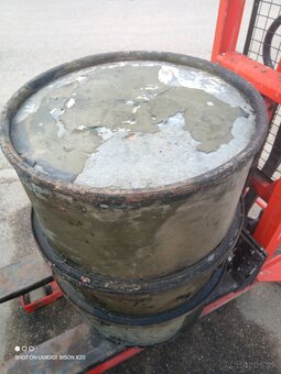Súdy 200l - 2