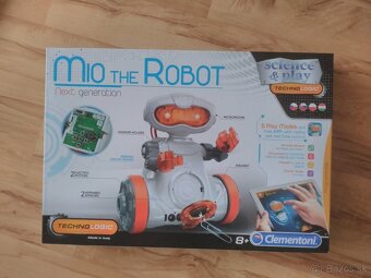 Robot na predaj - 2