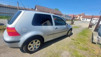 VW Golf IV, 1.4 benzín, 55 kw, M5, 2000 - 2