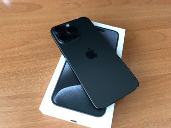 Predam Iphone 15 Pro Max 256gb, batéria 98% - 2