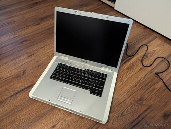 Dell Inspirion 9400 - 2