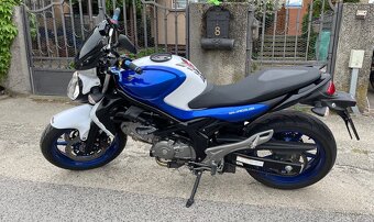 Suzuki SFV 650 Gladius - 2
