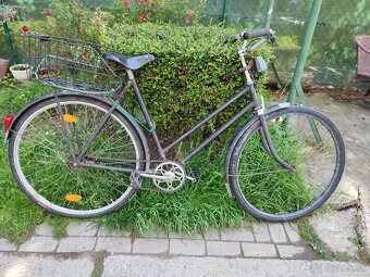 Starý bicykel - 2