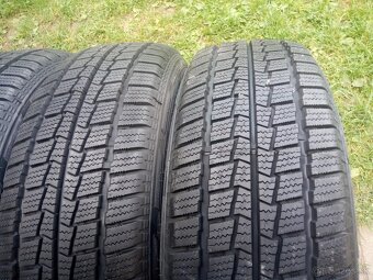 Hankook 215/60/R17C - 2