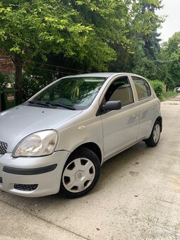 Toyota Yaris - 2