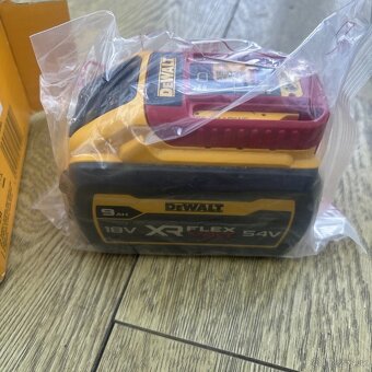 Baterie DeWALT 18 V - 2