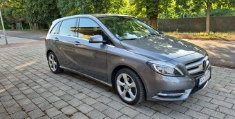 Mercedes-Benz B 180 - 2