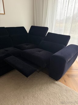 Pohodlný gauč 345x210 cm elektricky s odkladacím priestorom - 2