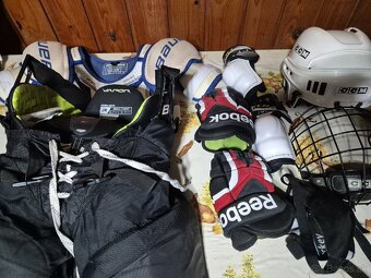 Na predaj Detská hokejová výstroj - 2