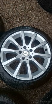 Mercedes R17 top stav - 2