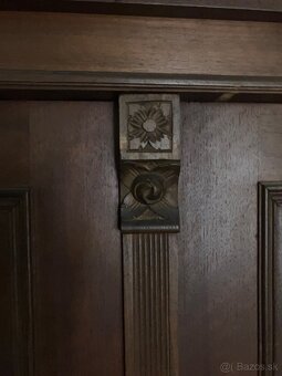 Stará / starožitná skriňa - 2