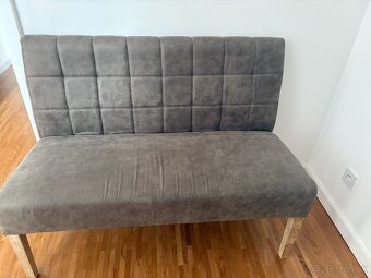 Lavica s operadlom - 2