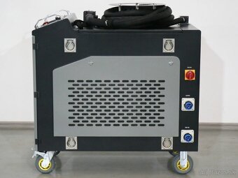 Profesionálny čistiaci CW laser 2000W - 2