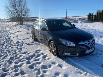 Opel Insignia sport tourer - 2