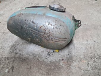 Nadrz jawa 175 kyvacka - 2