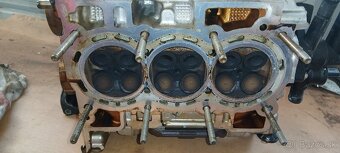 Hlava valcov motor Renault Dacia 1,0 SCE - 2