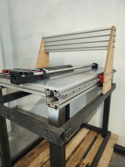 Nedokonceny projekt CNC frézy - 2