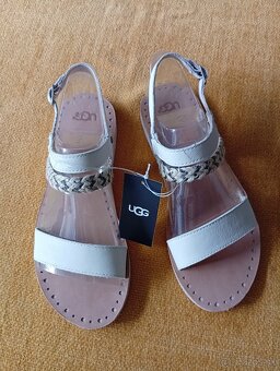 Dámske sandále UGG nové - 2