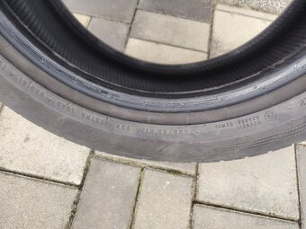 Predám 205/55R17 95V letné - 2
