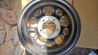 Predám originál disk Suzuki Jimny IV.gen.+ orig.kryt rezerva - 2