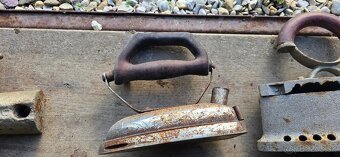 Staré žehličky 3ks - 2