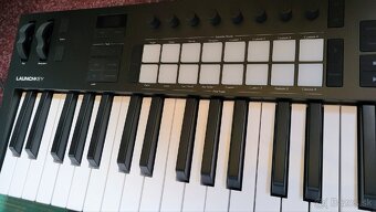 Novation Launchkey 37 mk4 - 2