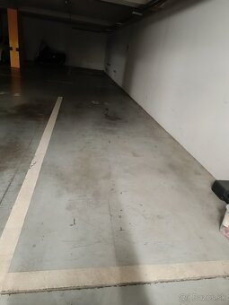 Garážové vnútorné státie na Belvederi - 2