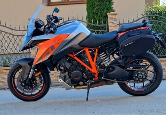 KTM SUPERDUKE 1290 GT - 2