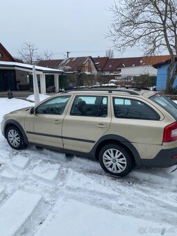 Škoda Octavia Scout DSG - 2