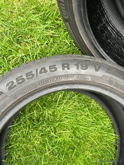 Continental 255/45 R19 SUV - 2