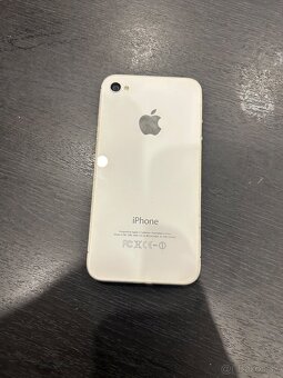 Predám Apple iPhone 4– Čierny - 2