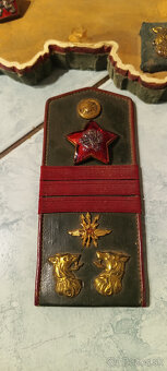 Vojenské odznaky - 2