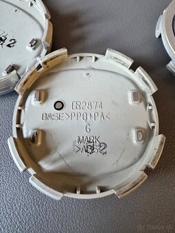 Sada 4 krytiek stredu kolies Mazda - 2